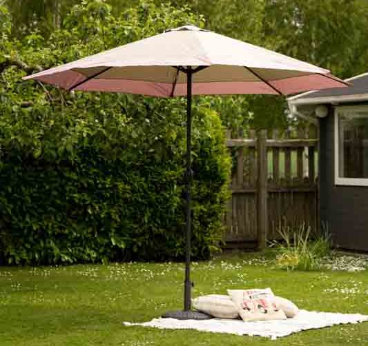 new hamptons parasol sand and pink