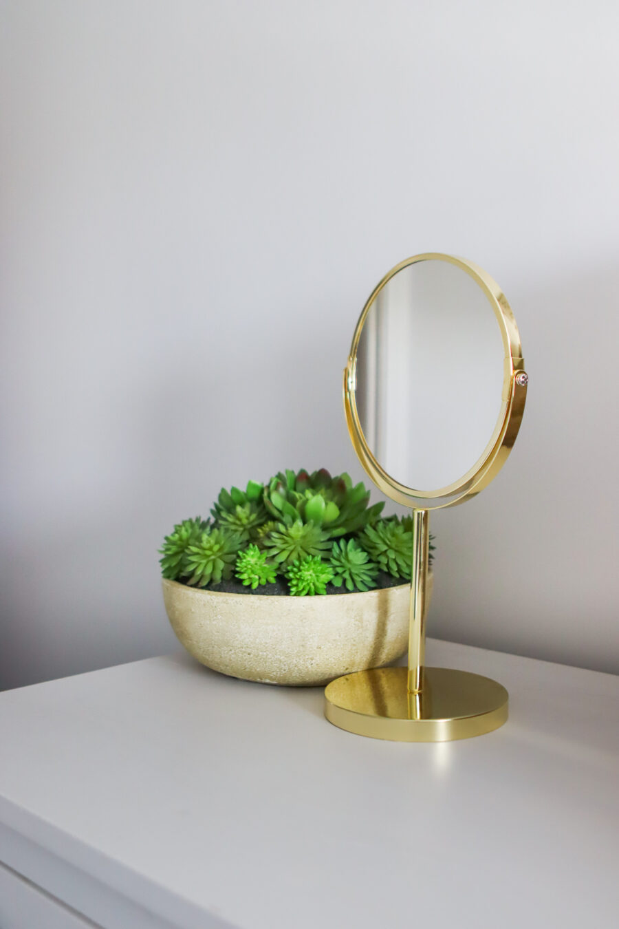 gold vanity mirror