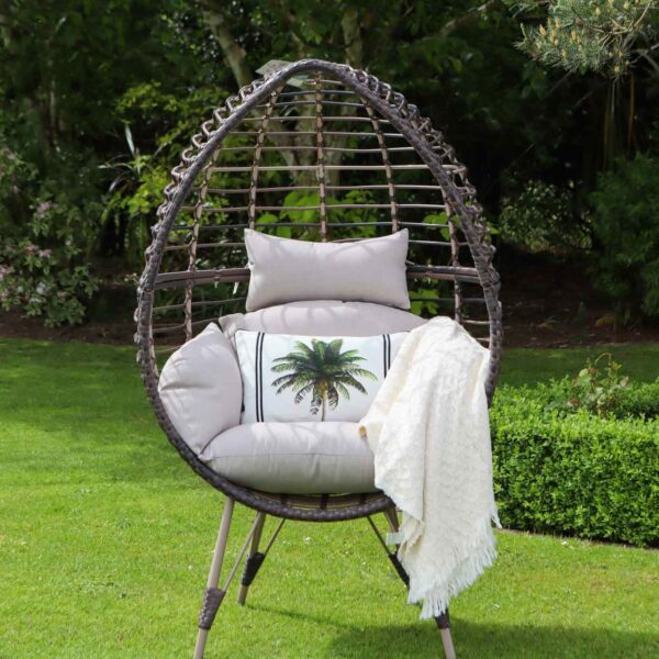 rosa outdoor wicker snug egg chair