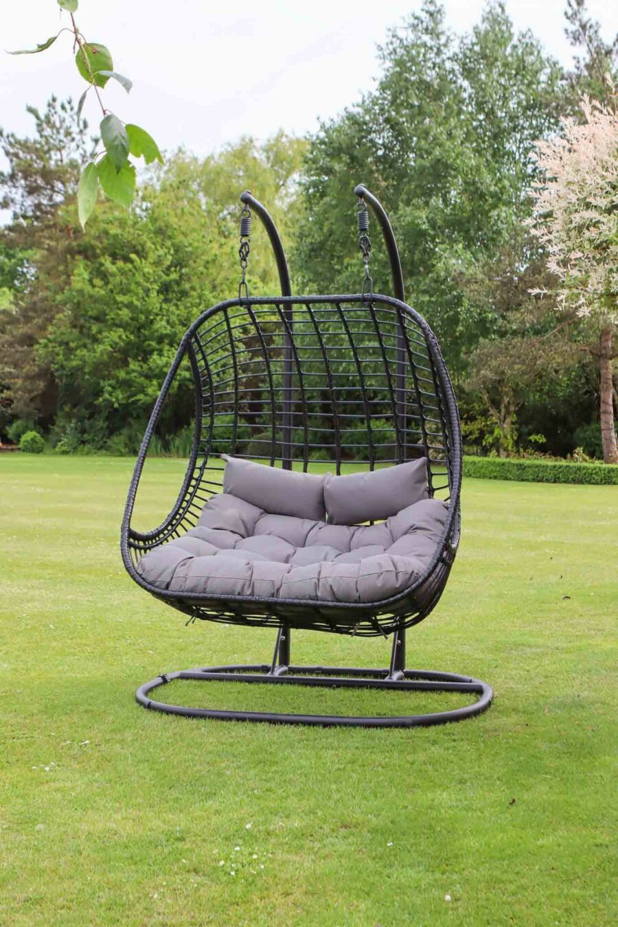 applebees double indoor/outdoor hanging snug egg chair black
