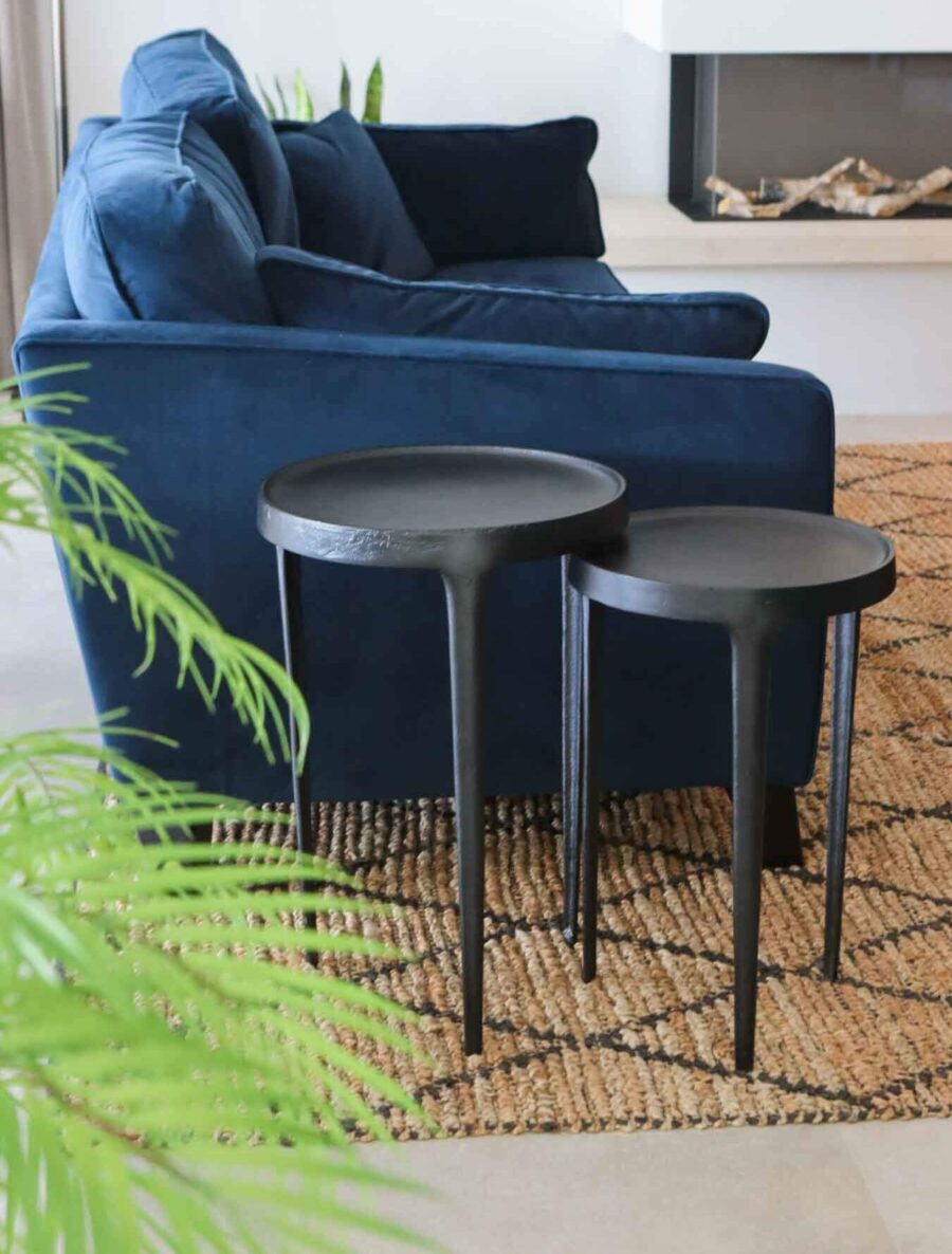 set of 2 centi nesting side tables