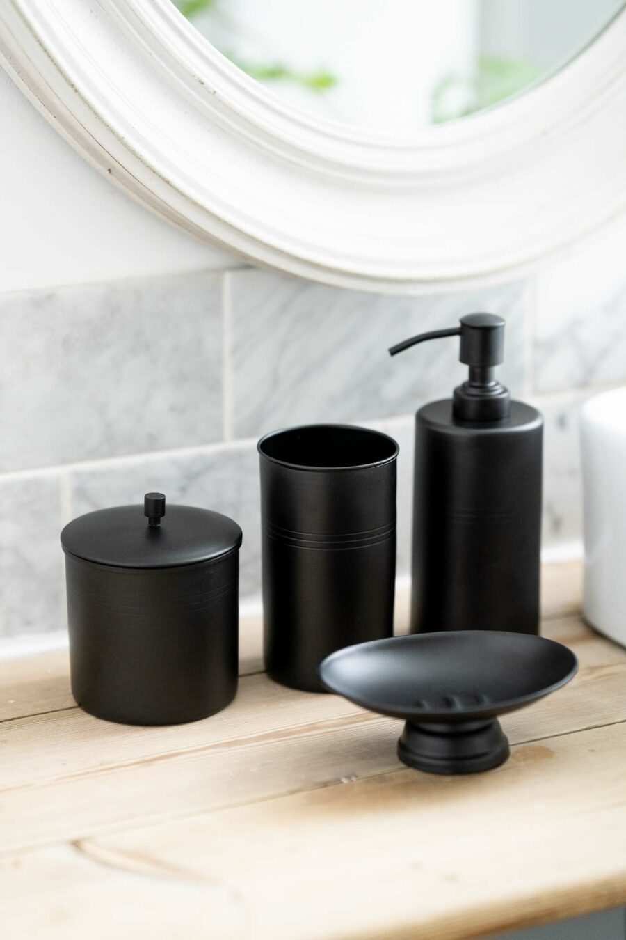 matte black bathroom set