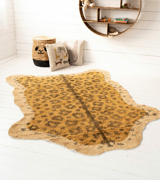 leo rug