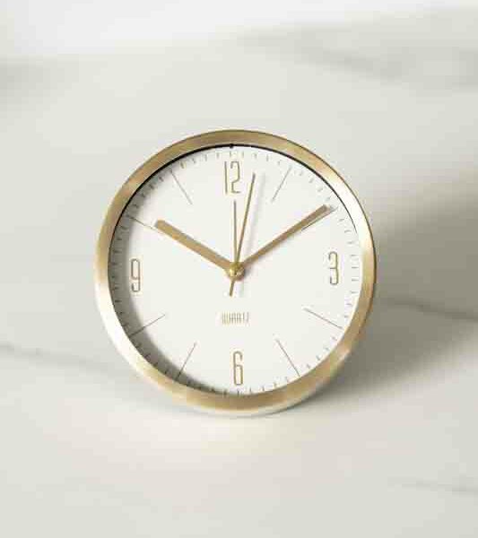 gold table clock