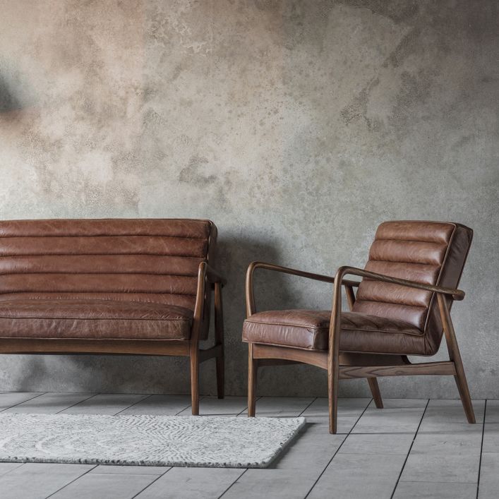 ventura armchair in vintage brown