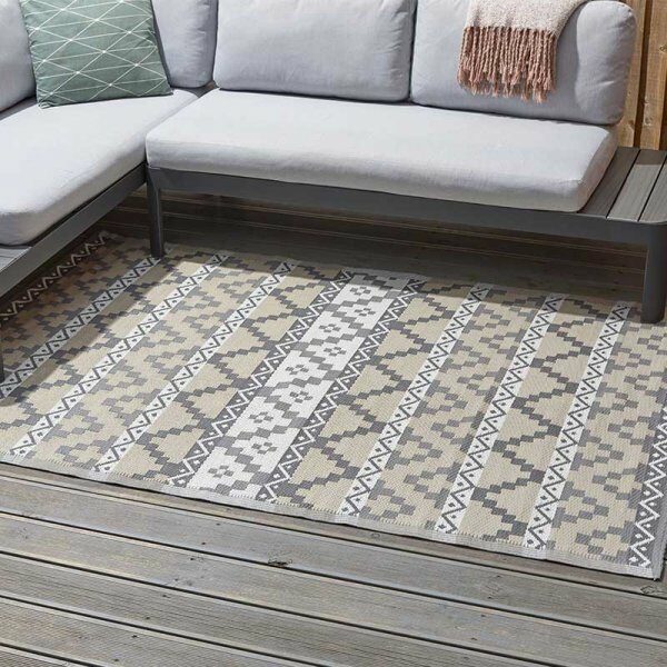 aztec indoor / outdoor rug in mocha