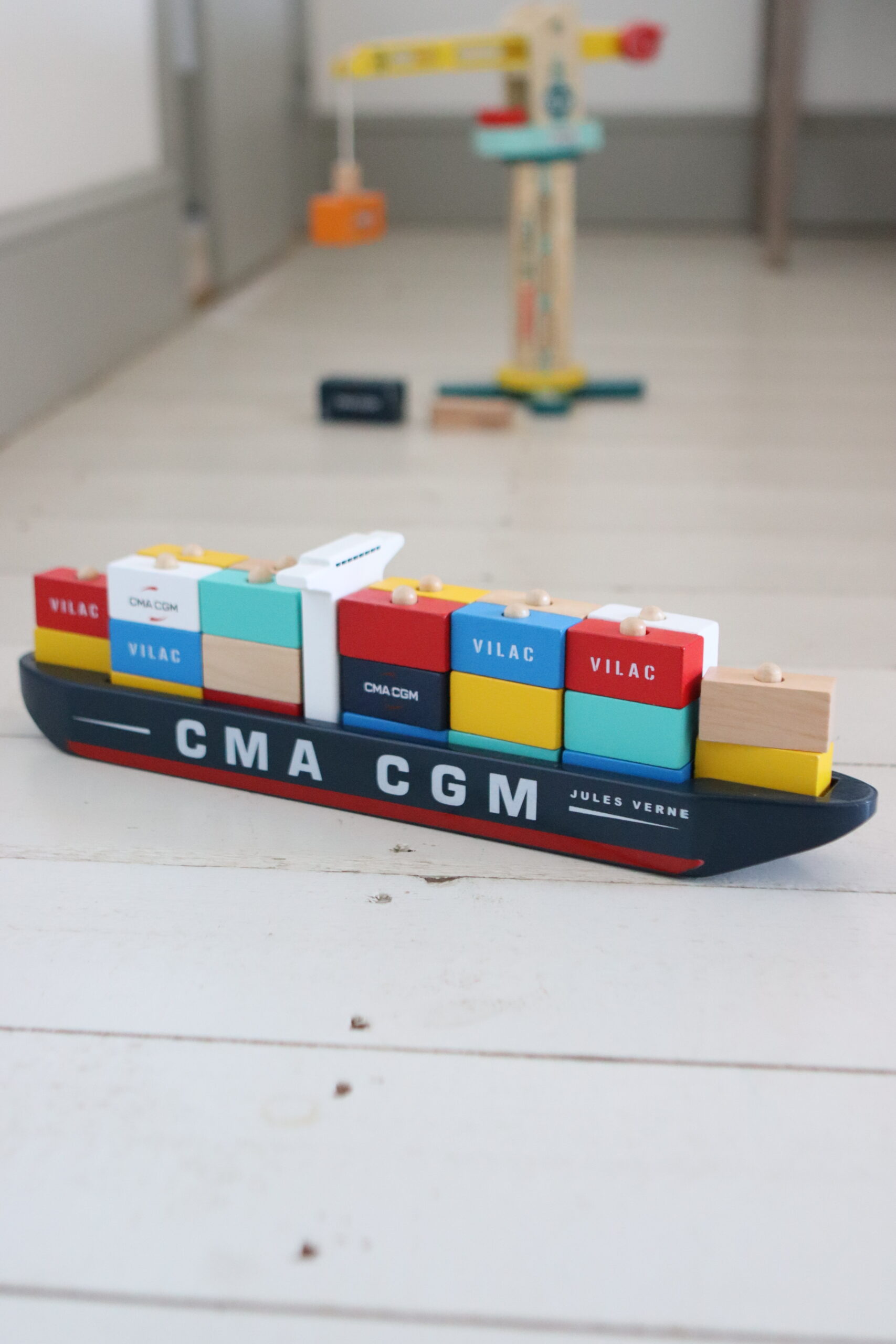 wooden container ship