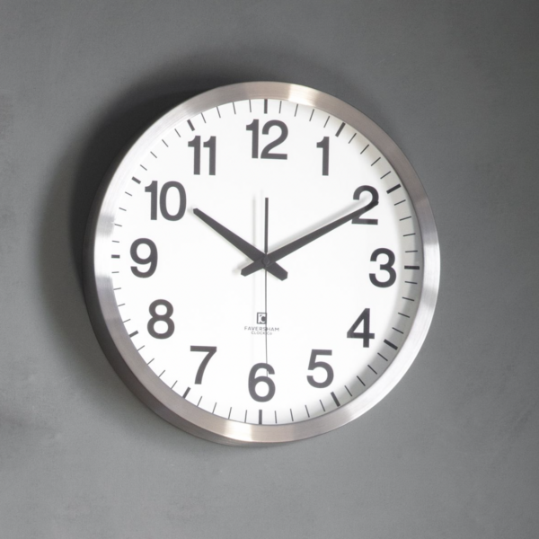 savute wall clock