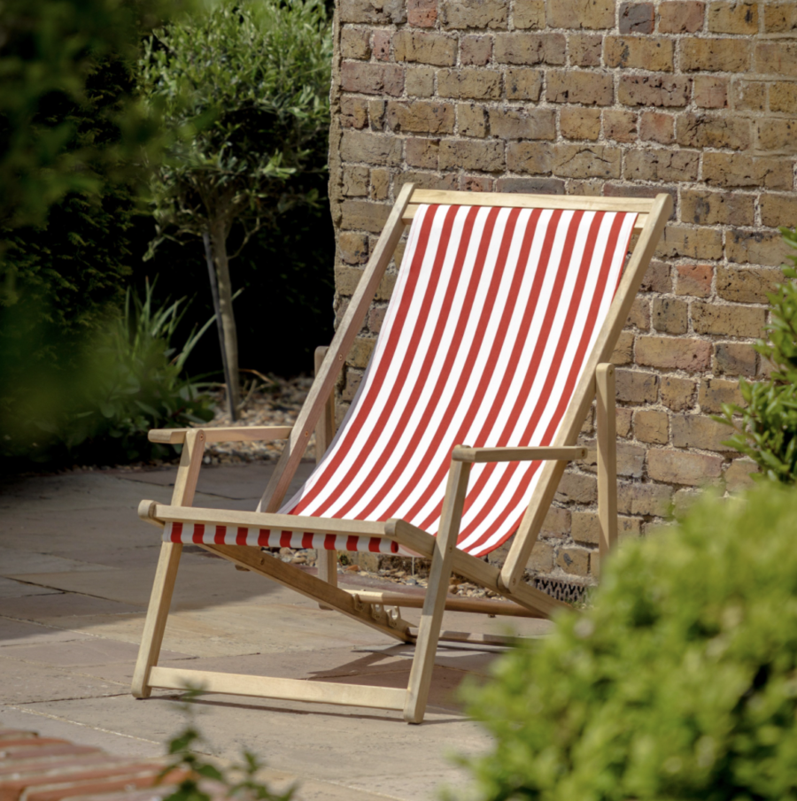 striped red and white deck chair