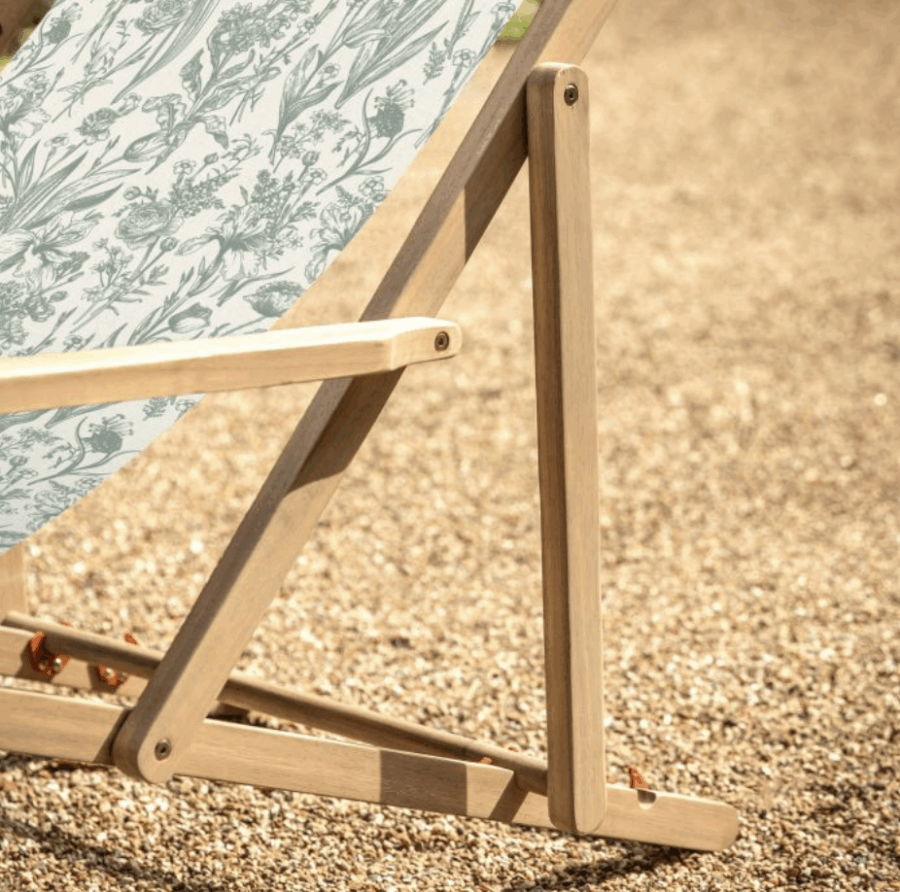 balita deck chair flora