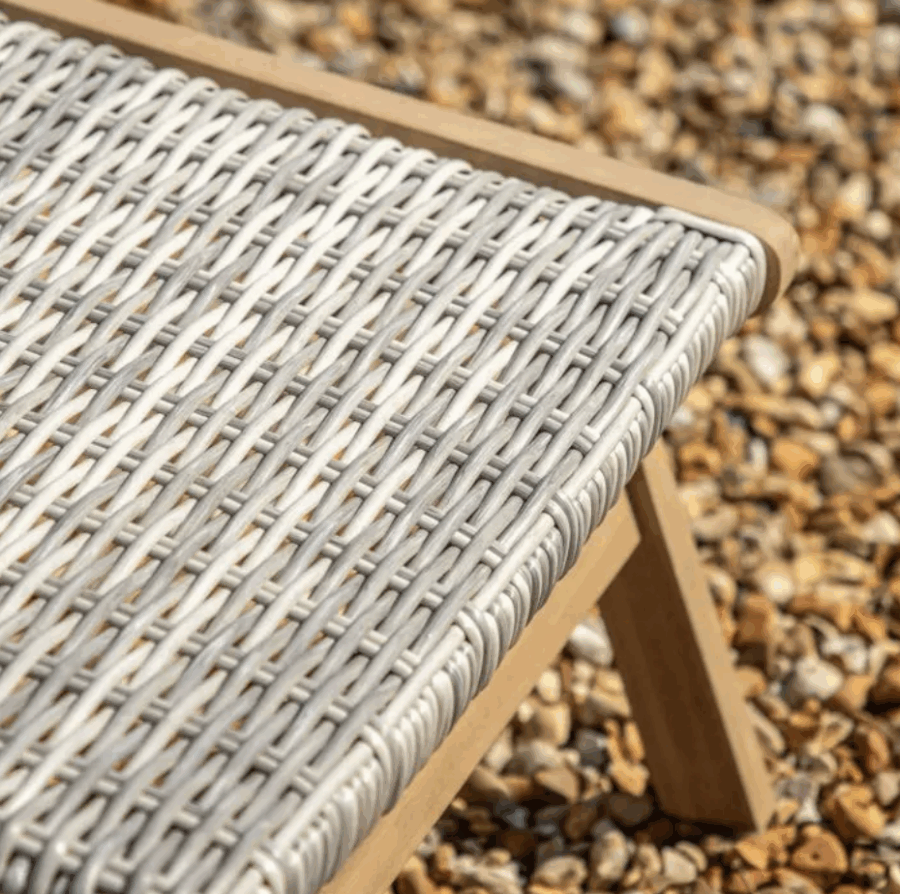 talotte lounge chair with footstool