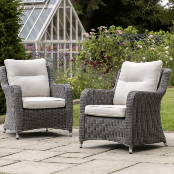 talotte lounge chair with footstool (copy)